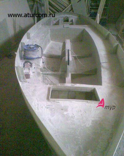 Постройка лодки из стеклопластика, дрескомб логгер
